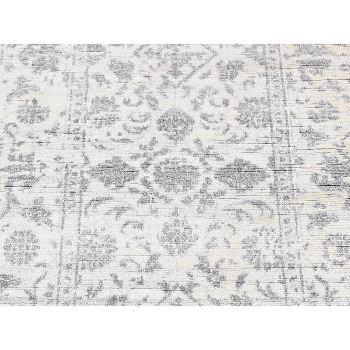 2'6" x 6'0" New Hand Knotted Ivory Wool & Silk Runner Oriental Rug - MOA10287346