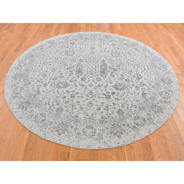 7'9" x 7'9" New Hand Loomed Grey Wool & Silk Round Oriental Rug - MOA10287359