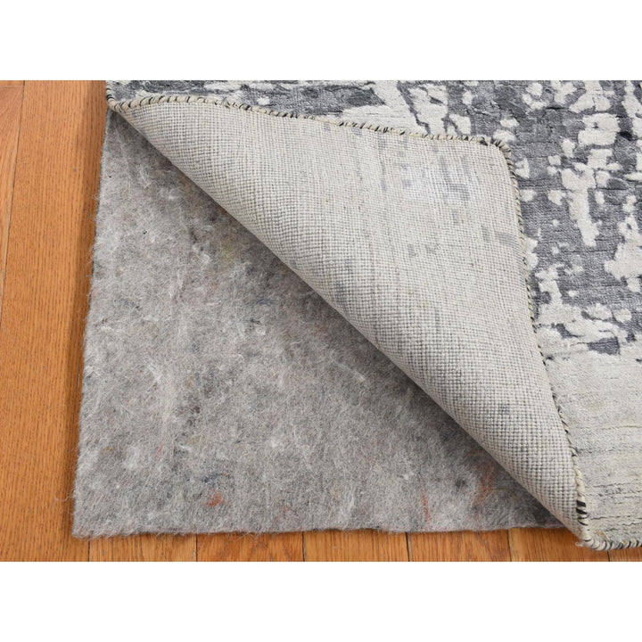 4'2" x 13'1" New Hand Knotted Grey Wool & Silk Runner Oriental Rug - MOA10287680