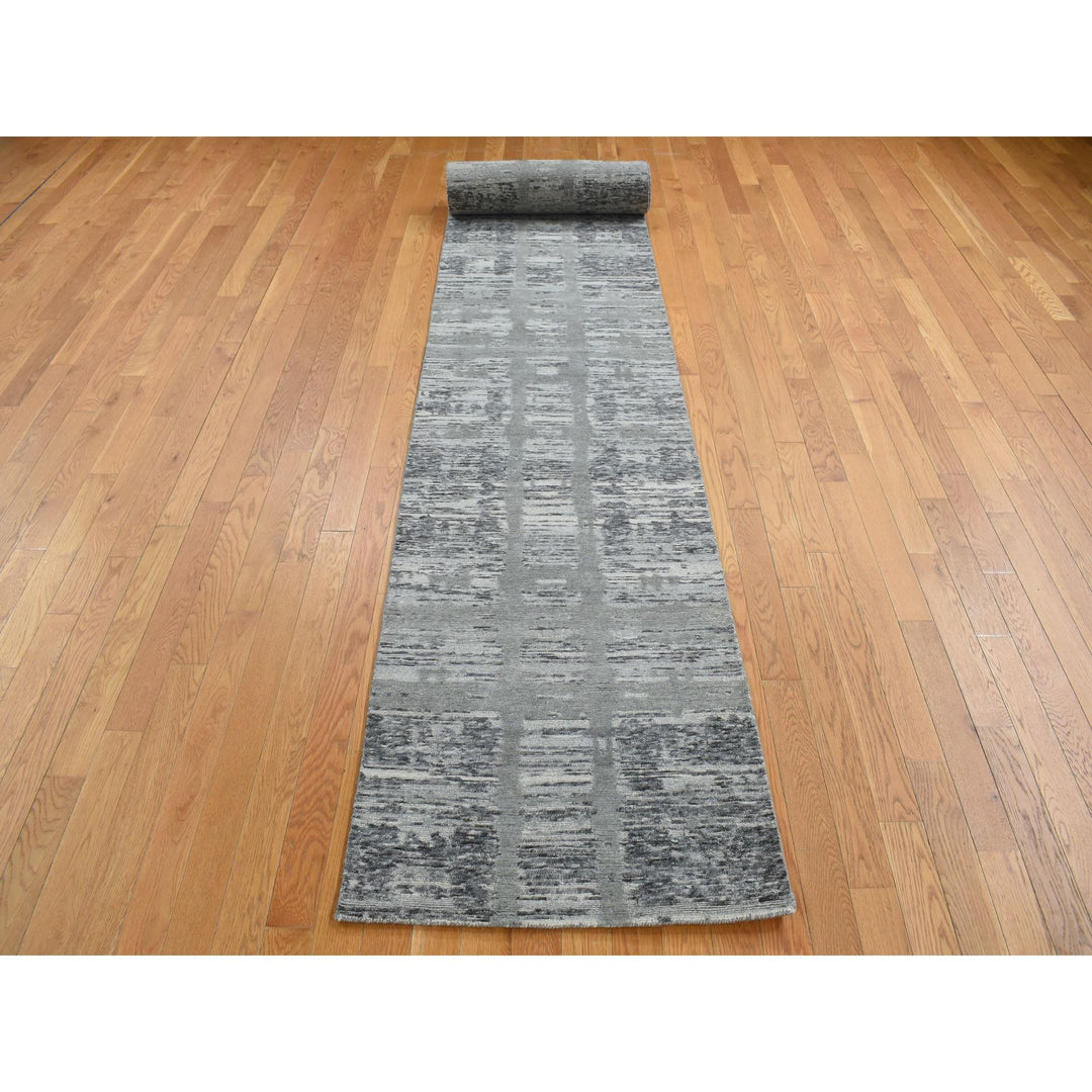 2'6" x 17'10" New Hand Knotted Grey Wool Runner Oriental Rug - MOA10287687