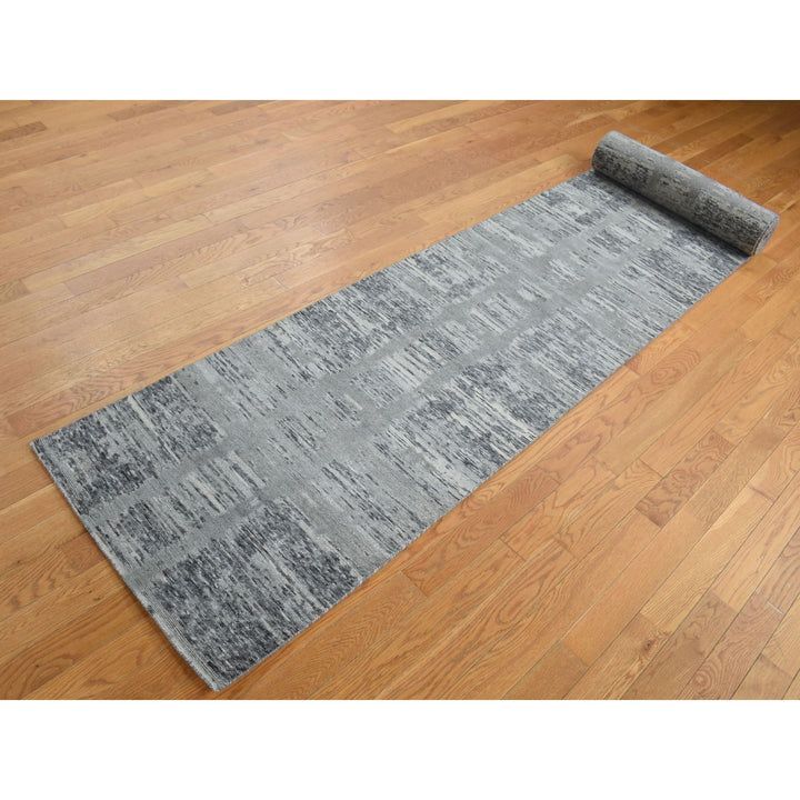 2'6" x 17'10" New Hand Knotted Grey Wool Runner Oriental Rug - MOA10287687