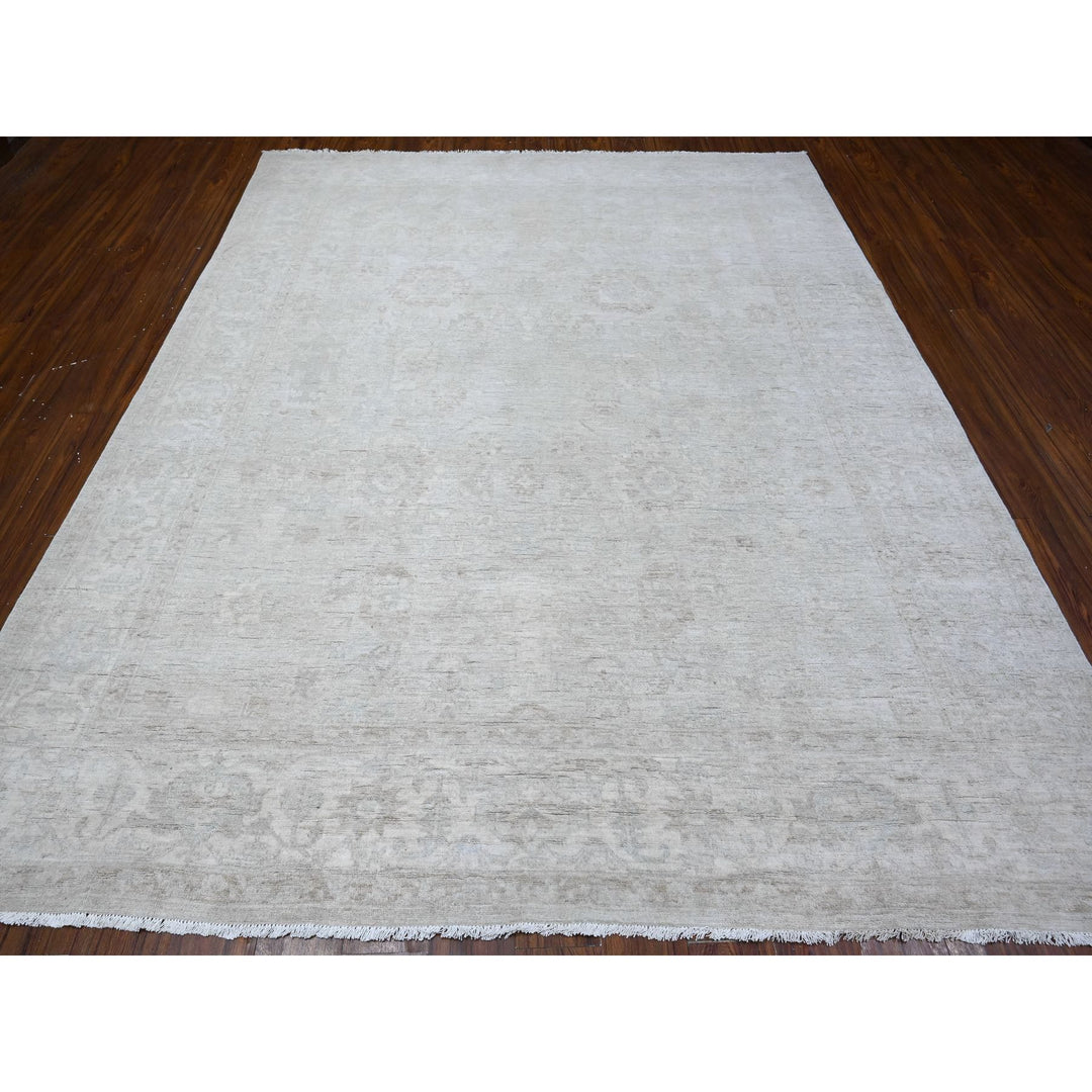 8'1" x 9'9" New Hand Knotted Grey Wool Rectangle Oriental Rug - MOA10289003