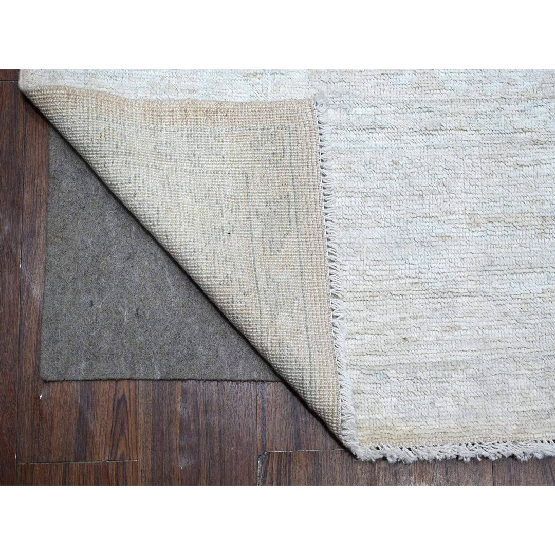 7'11" x 9'10" New Hand Knotted Grey Wool Rectangle Oriental Rug - MOA10289129