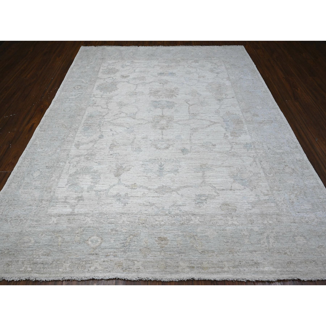 8'1" x 9'7" New Hand Knotted Ivory Wool Rectangle Oriental Rug - MOA10289257