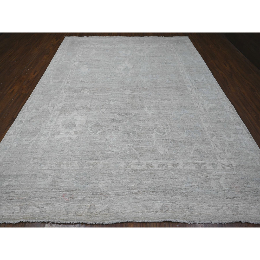 8'10" x 11'5" New Hand Knotted Grey Wool Rectangle Oriental Rug - MOA10289264