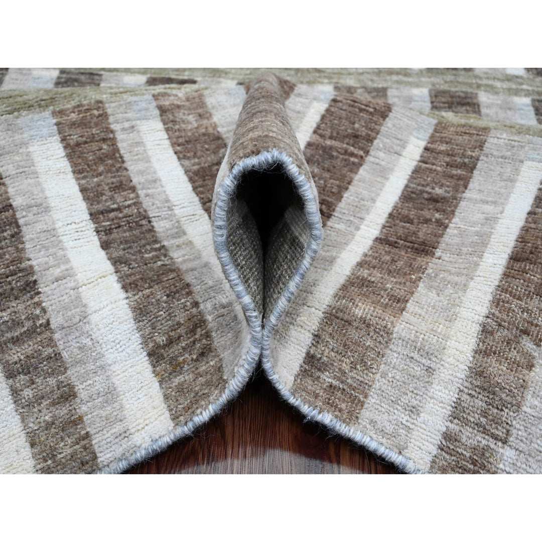 8'0" x 9'9" New Hand Knotted Brown Wool Rectangle Oriental Rug - MOA10289773