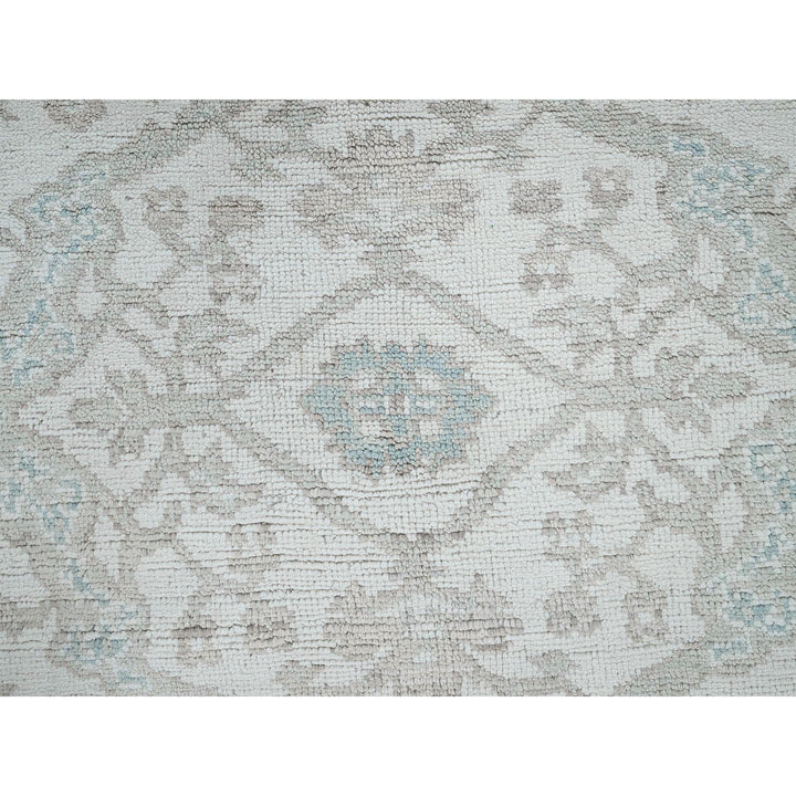 7'11" x 9'8" New Hand Knotted Ivory Wool Rectangle Oriental Rug - MOA102899