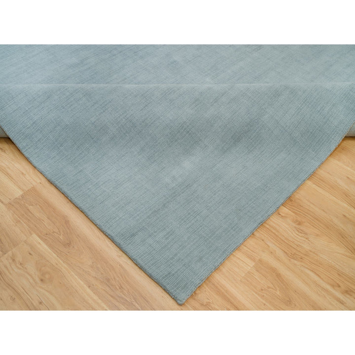 9'0" x 11'10" New Hand Loomed Grey Wool and Plant based Silk Rectangle Oriental Rug - MOA10290154