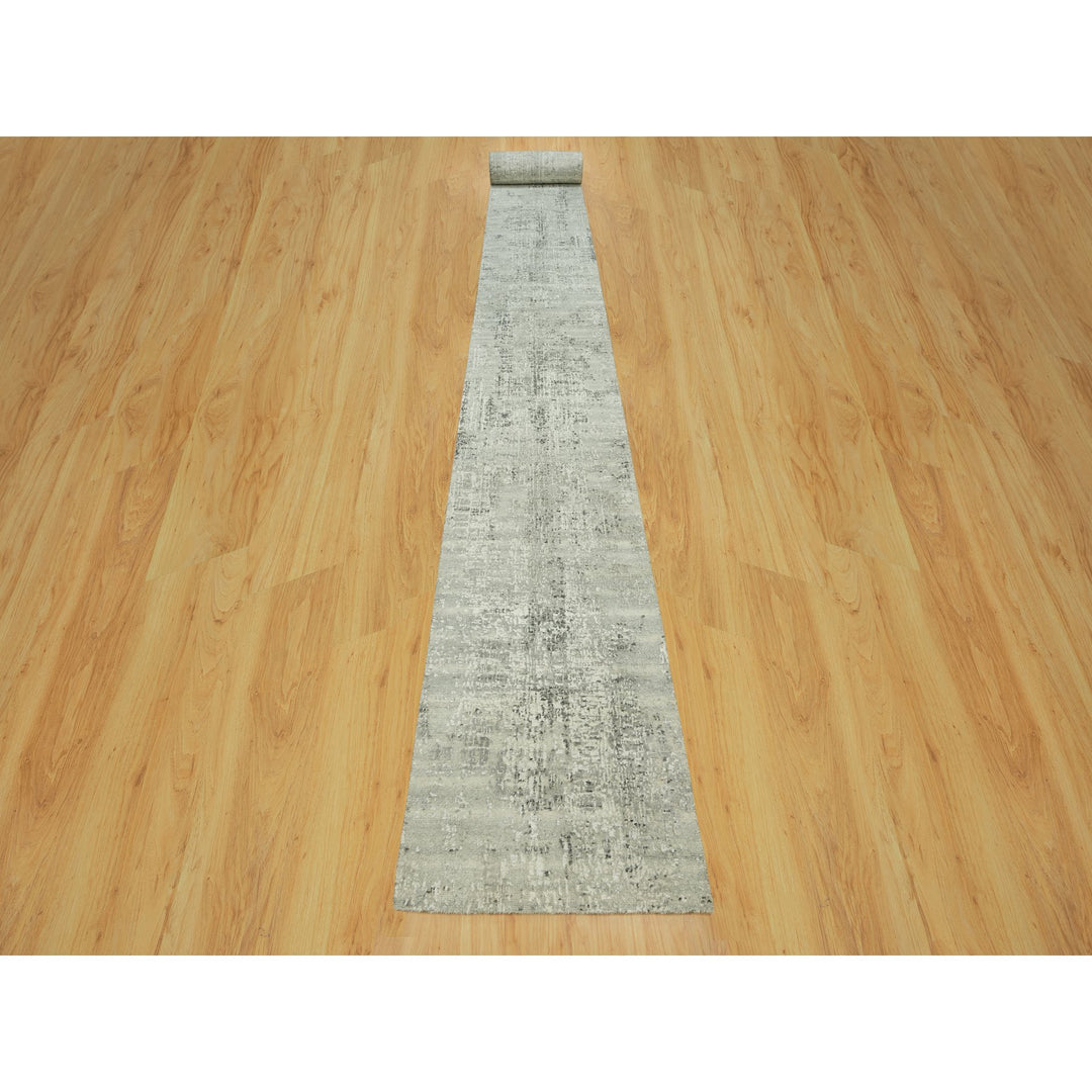 2'6" x 31'8" New Hand Knotted Grey Wool Runner Oriental Rug - MOA10290432