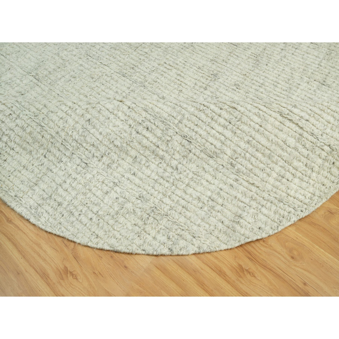 8'1" x 8'1" New Hand Woven Grey Wool Round Oriental Rug - MOA10290456