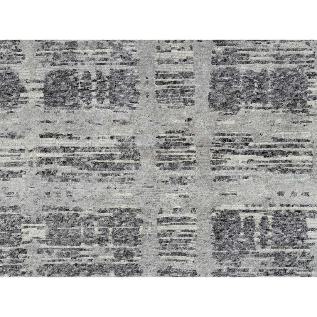 9'1" x 12'1" New Hand Knotted Grey Wool Rectangle Oriental Rug - MOA10290829