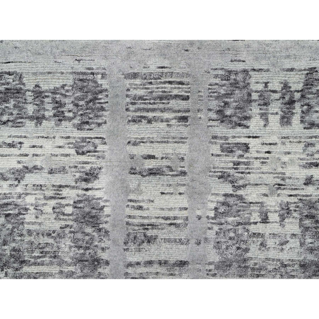 2'6" x 10'0" New Hand Knotted Grey Wool Runner Oriental Rug - MOA10290843