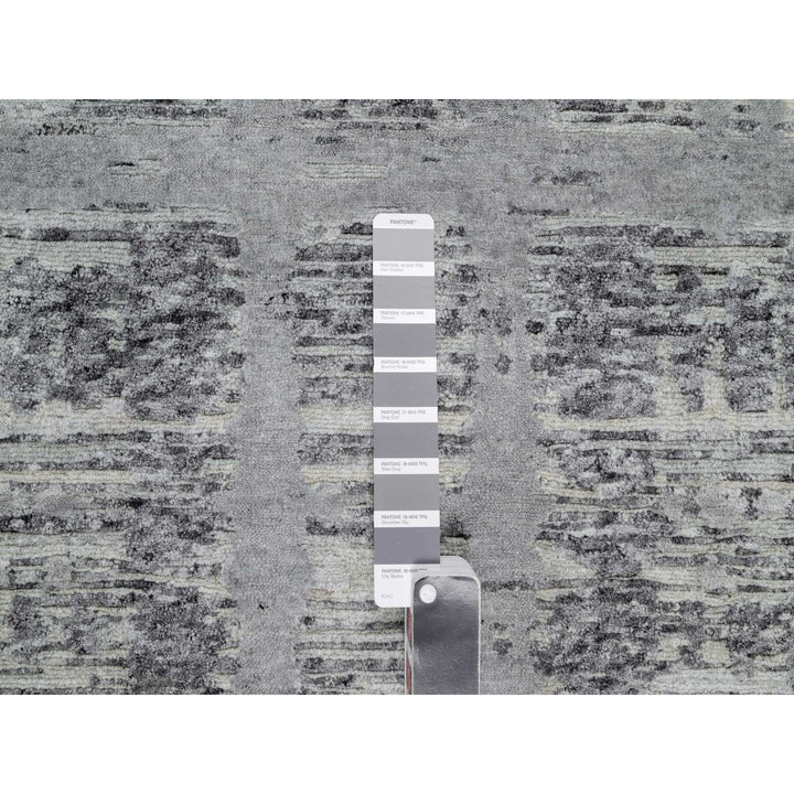 2'6" x 11'8" New Hand Knotted Grey Wool Runner Oriental Rug - MOA10290844