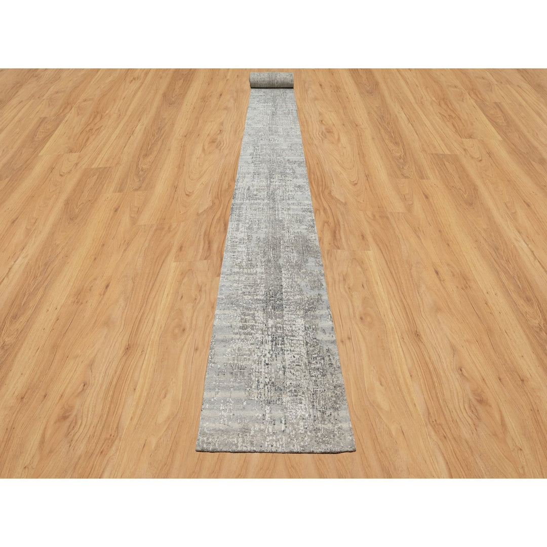 2'6" x 29'9" New Hand Knotted Grey Wool Runner Oriental Rug - MOA10290848