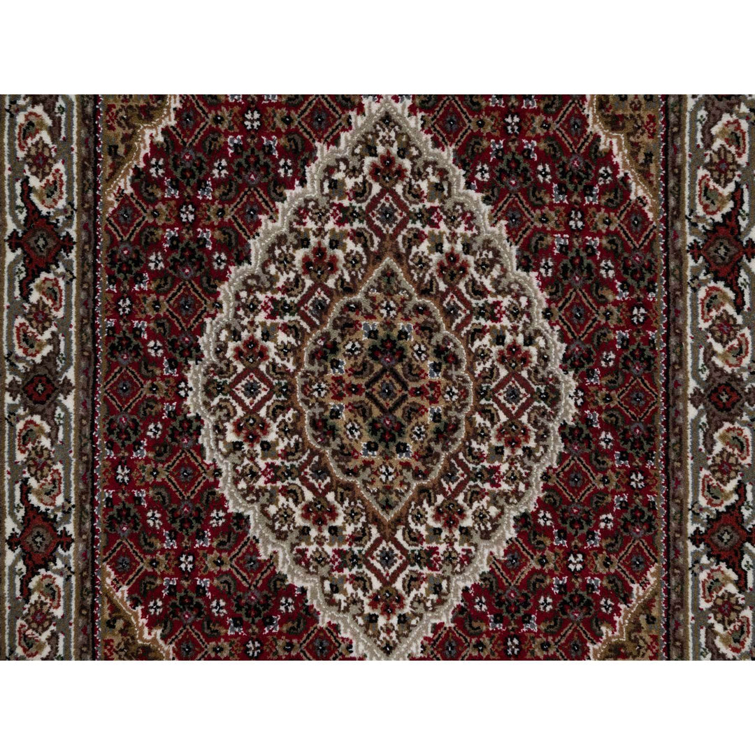 2'10" x 5'1" New Hand Knotted Red Wool Rectangle Oriental Rug - MOA10290984