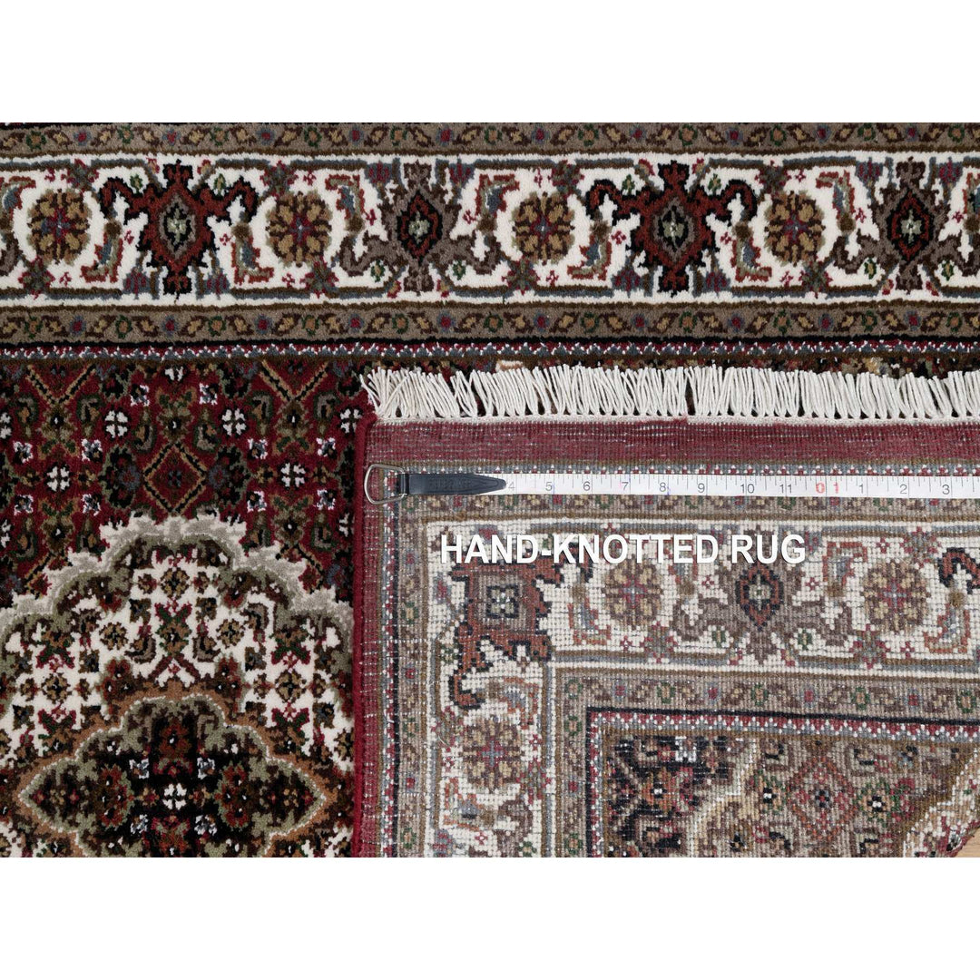 2'10" x 5'2" New Hand Knotted Red Wool Rectangle Oriental Rug - MOA10290990