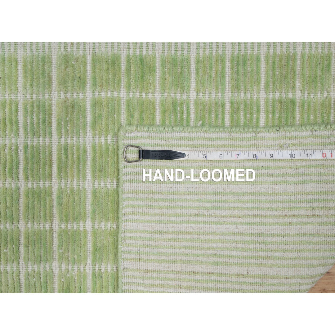 2'2" x 3'1" New Hand Loomed Green Wool Rectangle Oriental Rug - MOA10291064