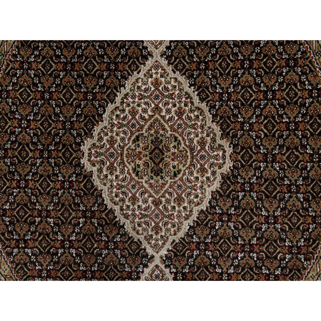 4'10" x 4'10" New Hand Knotted Black Wool Round Oriental Rug - MOA10291077