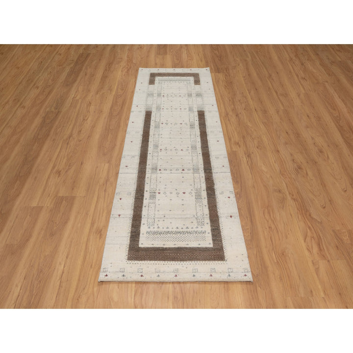 2'8" x 7'10" New Hand Knotted Ivory Wool Runner Oriental Rug - MOA10291258