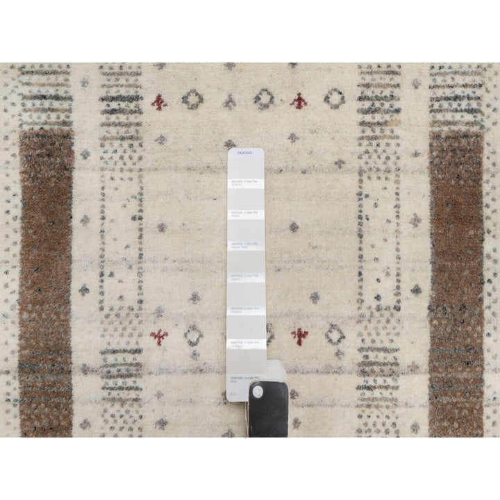 2'7" x 3'11" New Hand Knotted Ivory Wool Rectangle Oriental Rug - MOA10291261