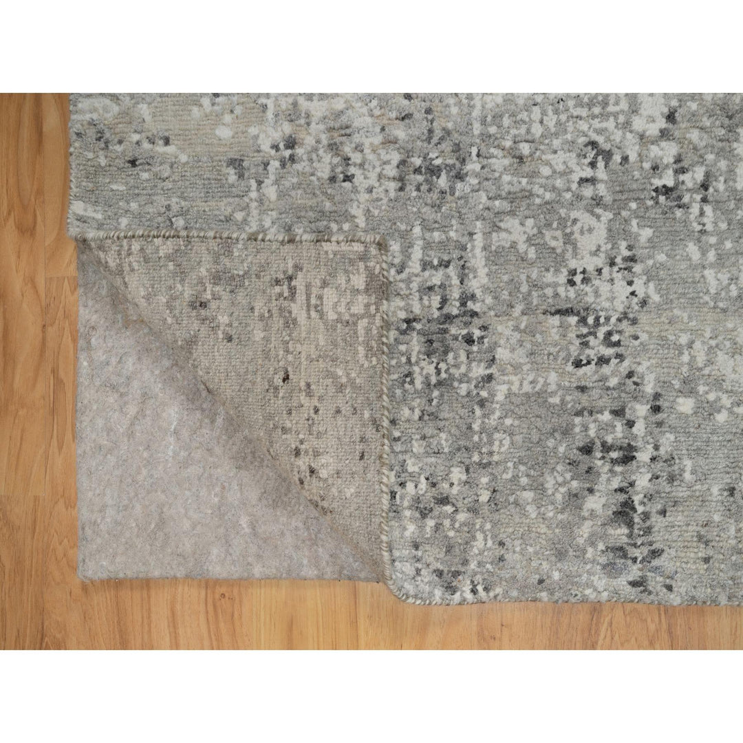 2'1" x 3'0" New Hand Knotted Grey Wool Rectangle Oriental Rug - MOA10291277