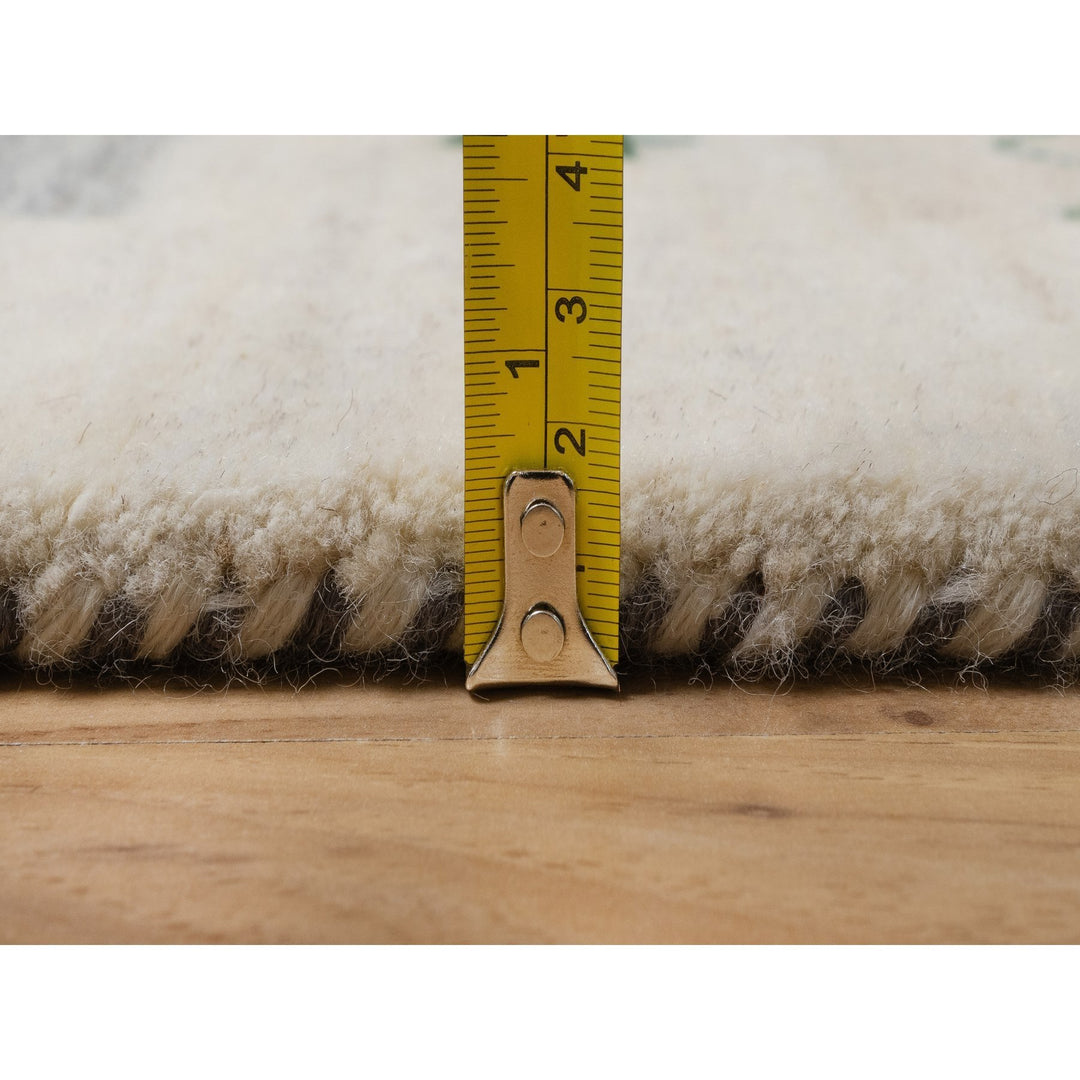 2'5" x 4'9" New Hand Knotted Ivory Wool Runner Oriental Rug - MOA10291318