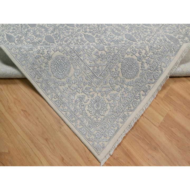 8'11" x 12'1" New Hand Knotted Ivory Wool & Silk Rectangle Oriental Rug - MOA10291353