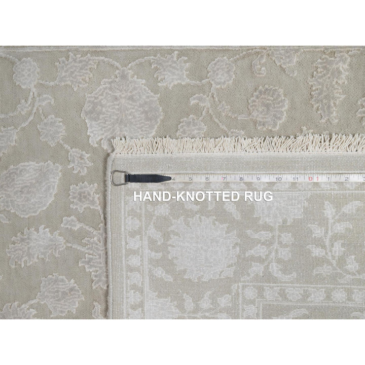 4'9" x 6'10" New Hand Knotted Grey Wool & Silk Rectangle Oriental Rug - MOA10291356
