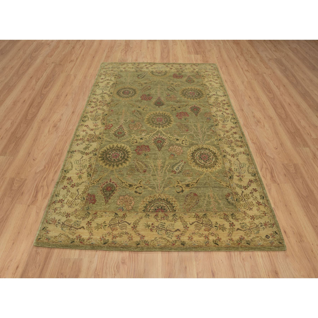 5'1" x 7'10" New Hand Knotted Green Wool Rectangle Oriental Rug - MOA10291364