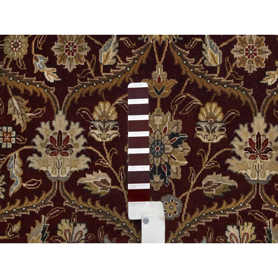 8'1" x 8'1" New Hand Knotted Red Wool & Silk Round Oriental Rug - MOA10291438