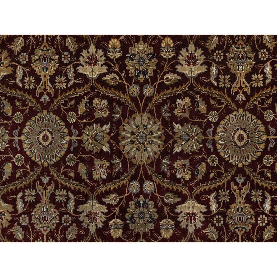 8'1" x 8'1" New Hand Knotted Red Wool & Silk Round Oriental Rug - MOA10291438