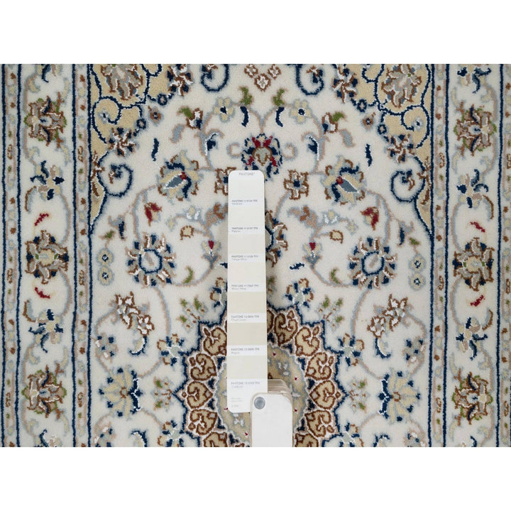 2'0" x 3'2" New Hand Knotted Ivory Wool & Silk Rectangle Oriental Rug - MOA10291540
