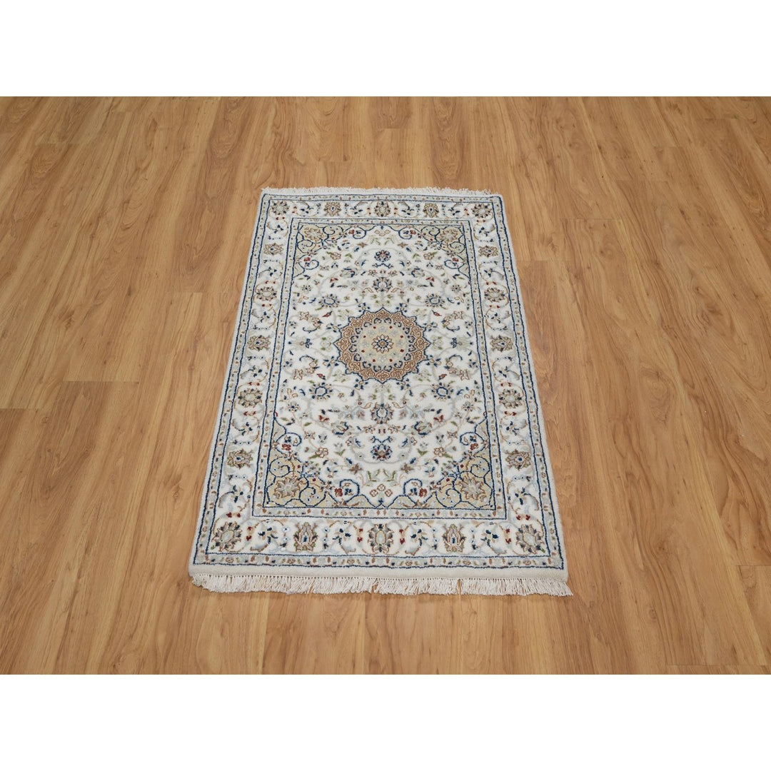 2'7" x 4'0" New Hand Knotted Ivory Wool & Silk Rectangle Oriental Rug - MOA10291542