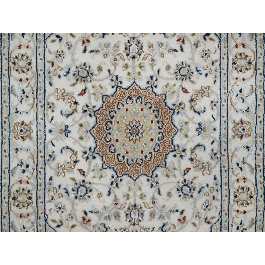 2'7" x 4'0" New Hand Knotted Ivory Wool & Silk Rectangle Oriental Rug - MOA10291542
