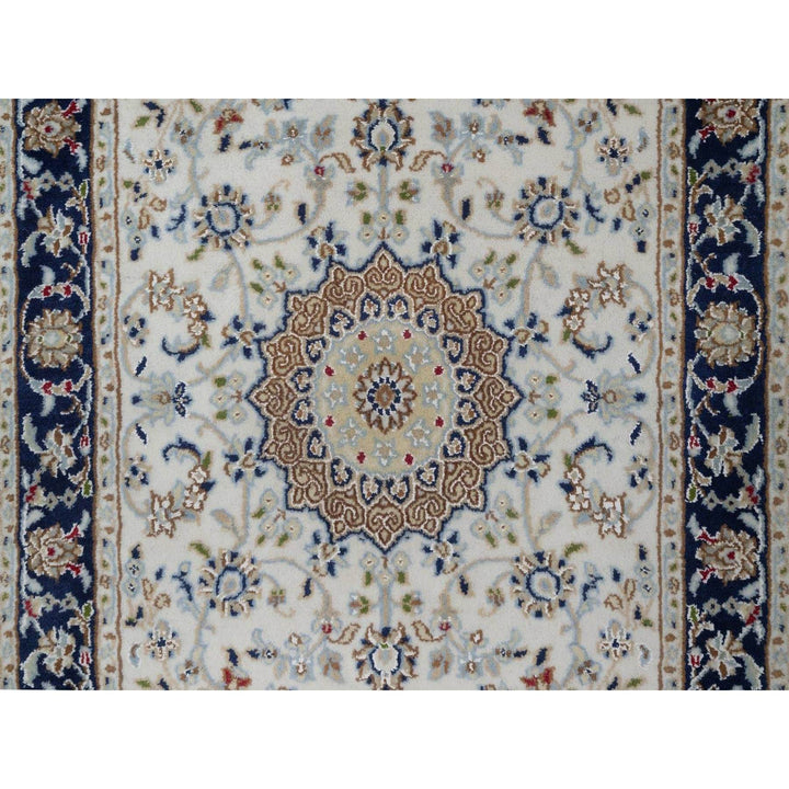 2'8" x 10'3" New Hand Knotted Ivory Wool & Silk Runner Oriental Rug - MOA10291559