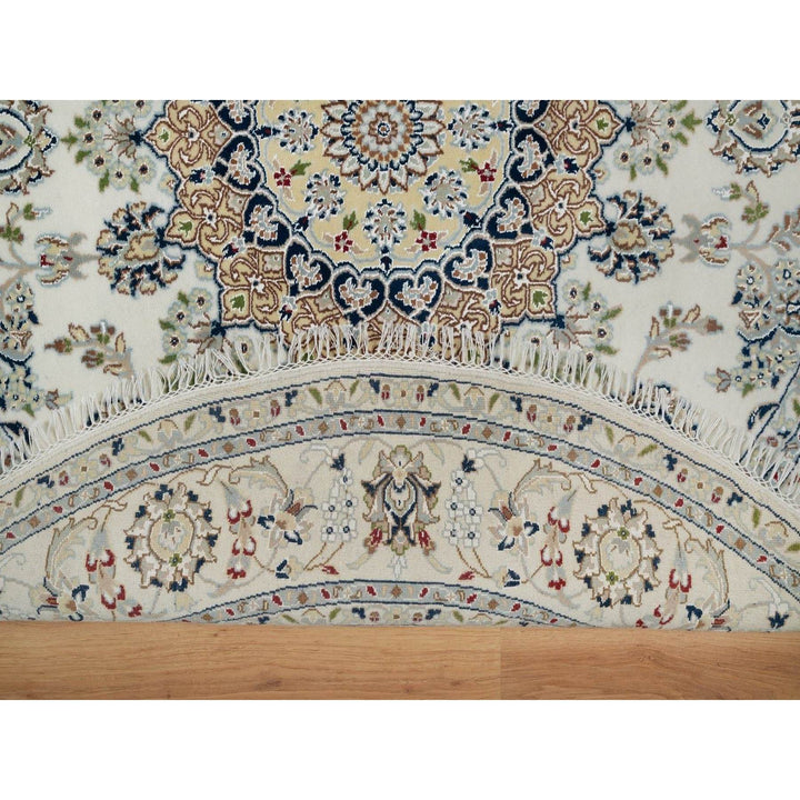 5'11" x 5'11" New Hand Knotted Ivory Wool & Silk Round Oriental Rug - MOA10291561