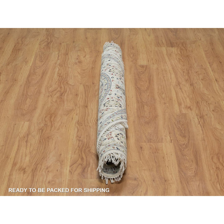 5'11" x 5'11" New Hand Knotted Ivory Wool & Silk Round Oriental Rug - MOA10291561