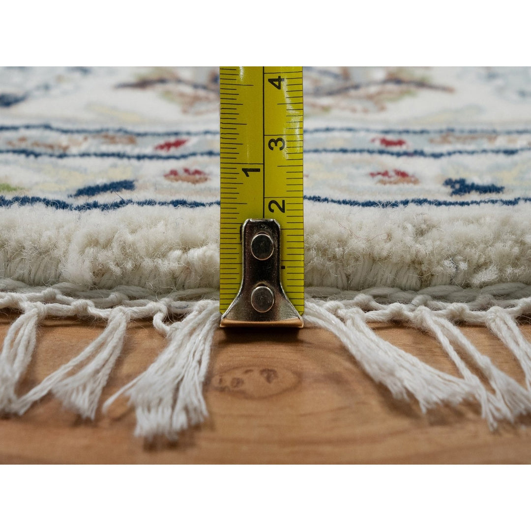 5'11" x 5'11" New Hand Knotted Ivory Wool & Silk Round Oriental Rug - MOA10291561