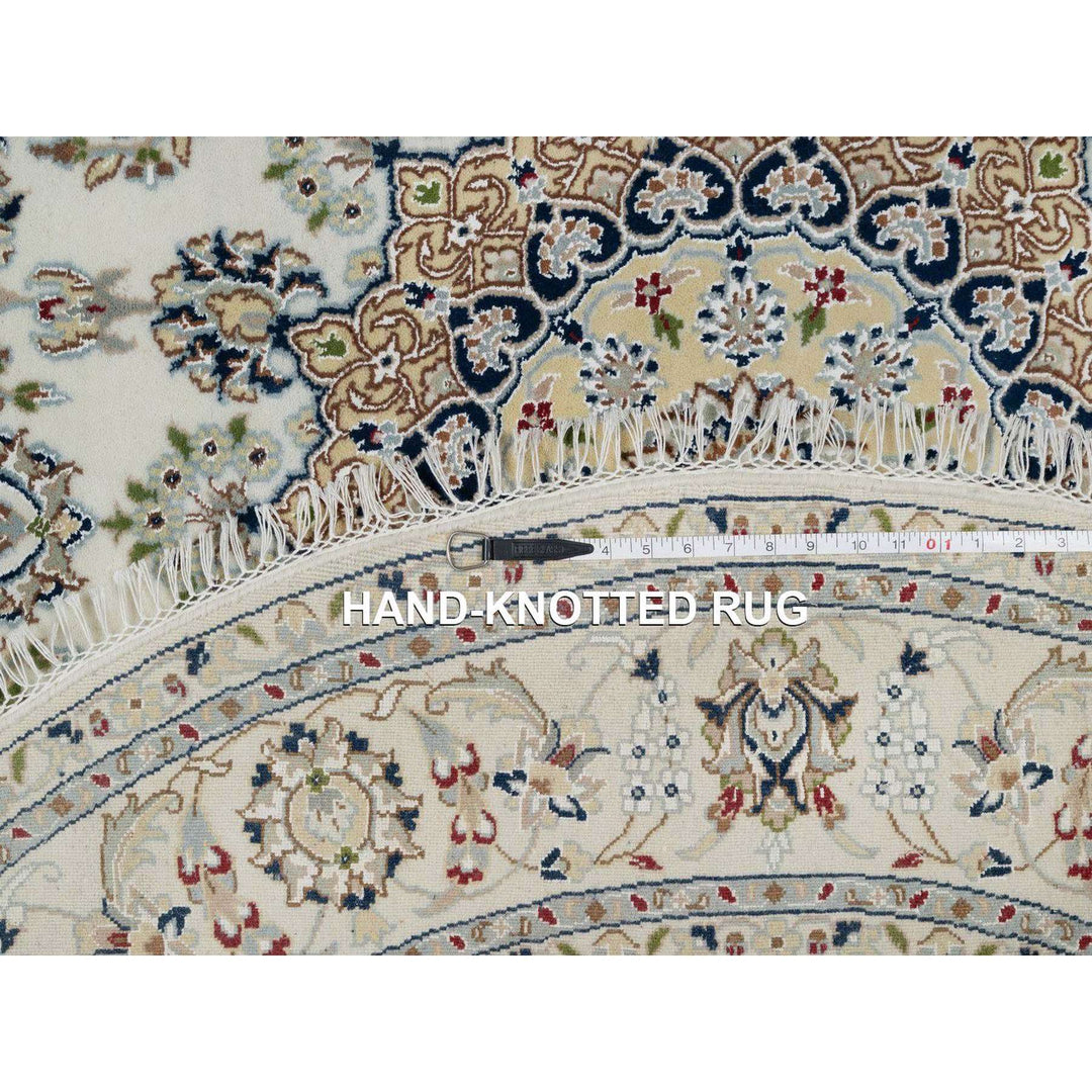 5'11" x 5'11" New Hand Knotted Ivory Wool & Silk Round Oriental Rug - MOA10291561