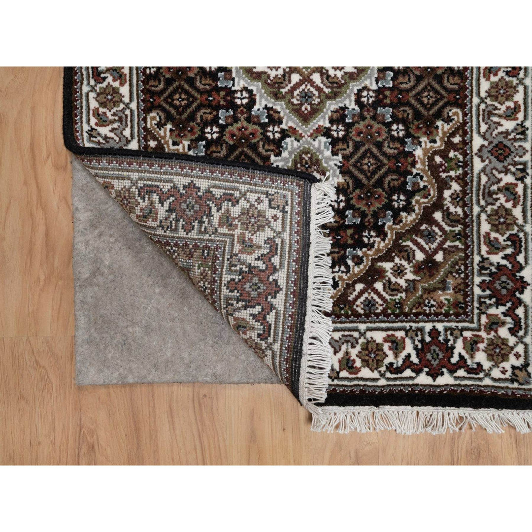 2'0" x 3'1" New Hand Knotted Black Wool Rectangle Oriental Rug - MOA10291570