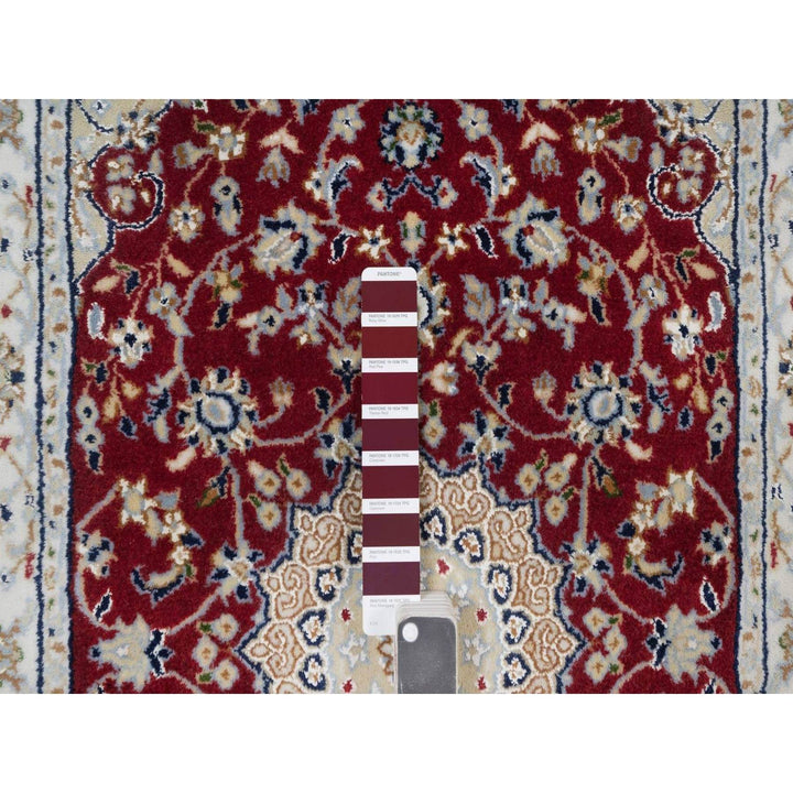 2'6" x 4'1" New Hand Knotted Ivory Wool & Silk Rectangle Oriental Rug - MOA10291572