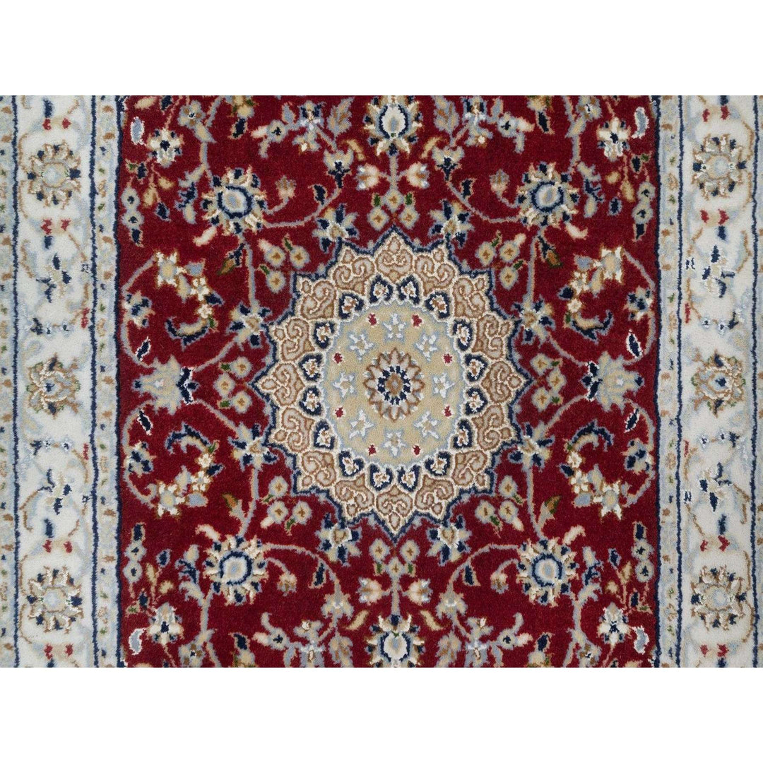 2'6" x 4'1" New Hand Knotted Ivory Wool & Silk Rectangle Oriental Rug - MOA10291572