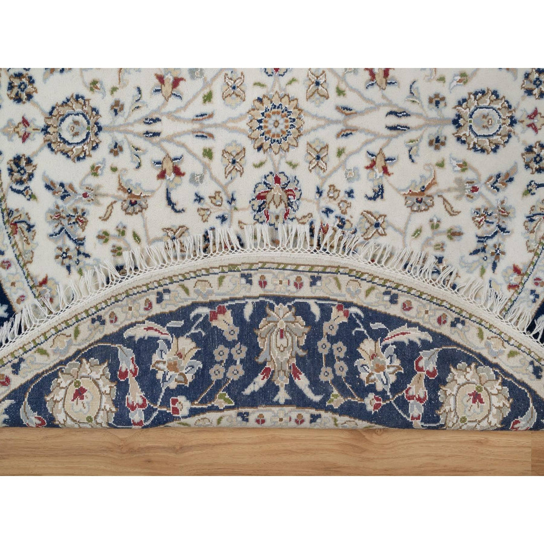 4'10" x 4'11" New Hand Knotted Ivory Wool & Silk Round Oriental Rug - MOA10291580