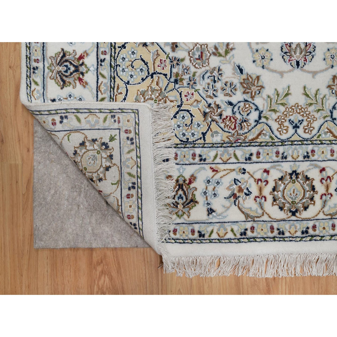 4'8" x 6'10" New Hand Knotted Ivory Wool & Silk Rectangle Oriental Rug - MOA10291583