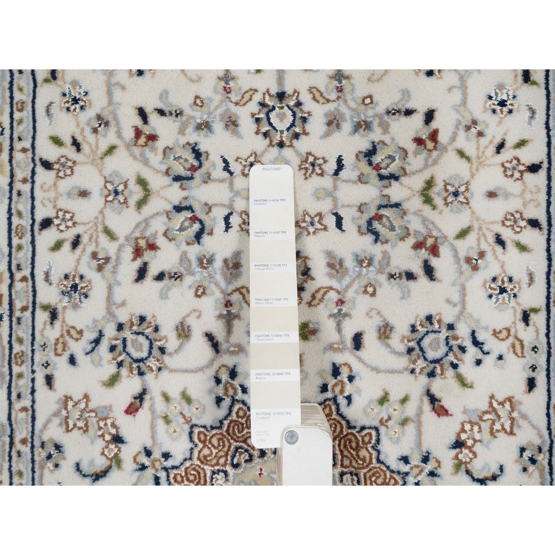 2'7" x 8'0" New Hand Knotted Ivory Wool & Silk Runner Oriental Rug - MOA10291584
