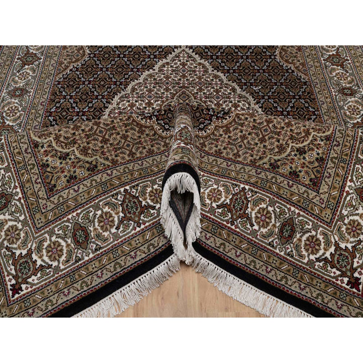 5'10" x 9'0" New Hand Knotted Black Wool Rectangle Oriental Rug - MOA10291585