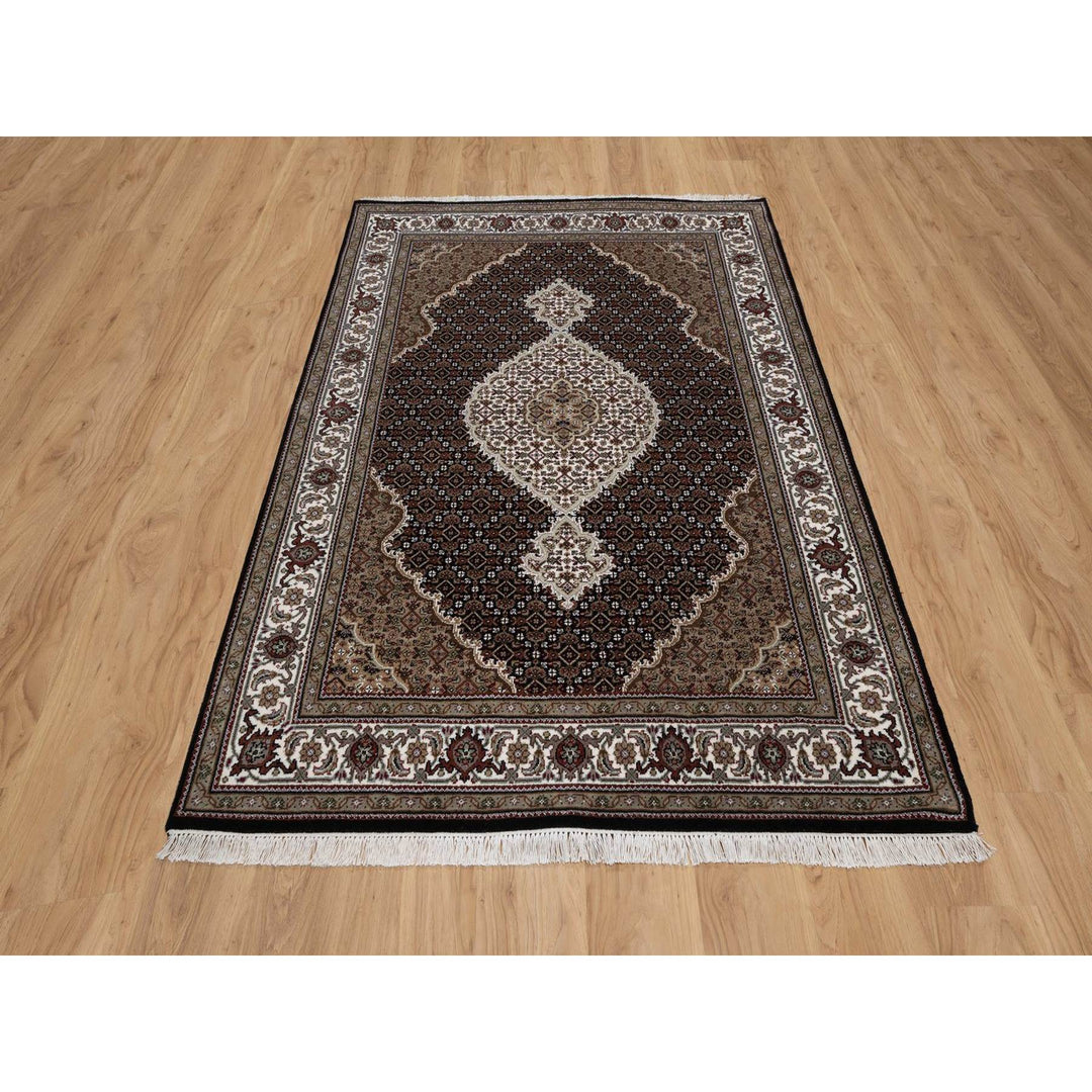 5'0" x 7'0" New Hand Knotted Black Wool Rectangle Oriental Rug - MOA10291587