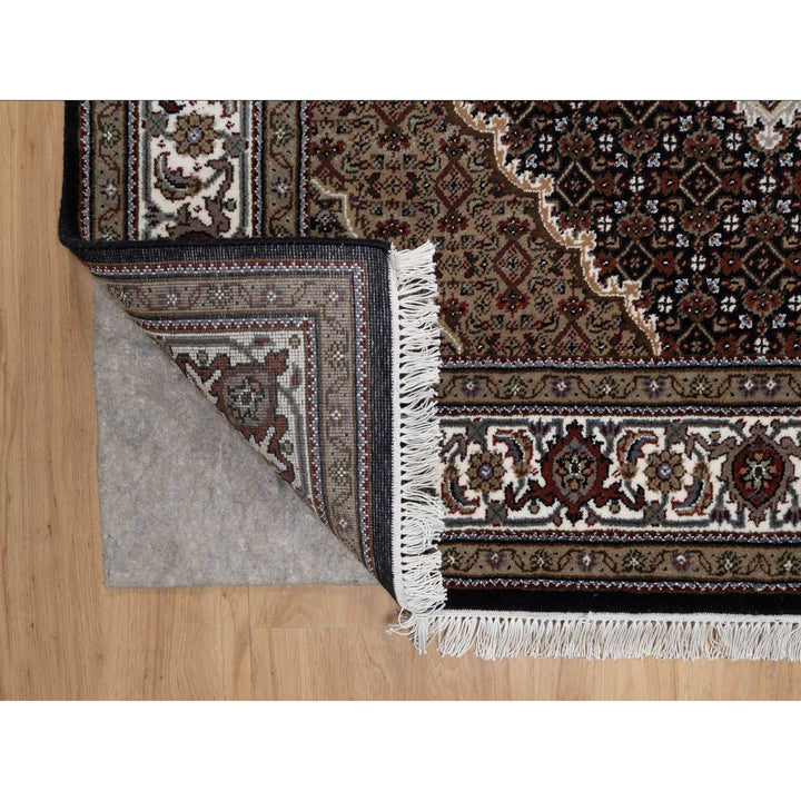 5'0" x 7'0" New Hand Knotted Black Wool Rectangle Oriental Rug - MOA10291587