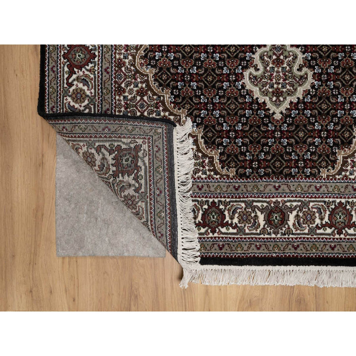 4'9" x 6'9" New Hand Knotted Black Wool Rectangle Oriental Rug - MOA10291588