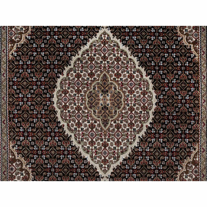 4'9" x 6'9" New Hand Knotted Black Wool Rectangle Oriental Rug - MOA10291588